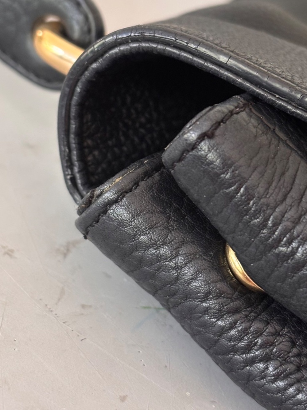 Balenciaga Black pebbled leather shoulder bag, good condition - Picture 5 of 15